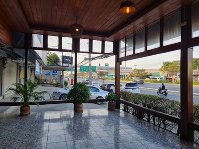 หน้าร้าน