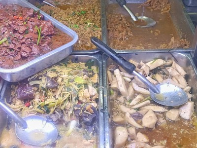 อาหาร หรือ เครื่องดื่ม