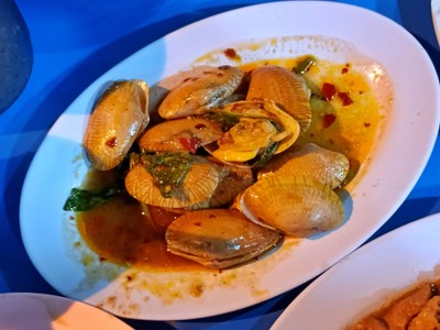 ผัดหอยลาย