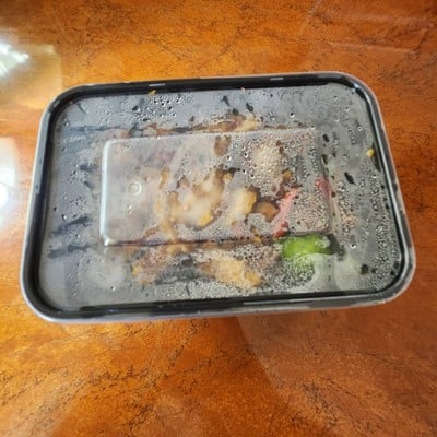 อาหาร หรือ เครื่องดื่ม