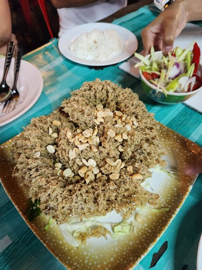 อาหาร หรือ เครื่องดื่ม