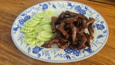 เนื้อแดดเดียว