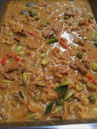 อาหาร หรือ เครื่องดื่ม