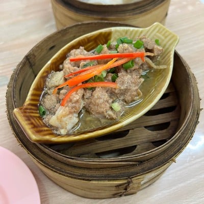 ผัดเผือกกระดูกหมูนึ่ง
