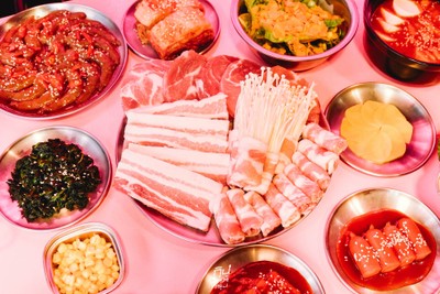 Mannaja Charcoal Grilled Houseบุฟเฟ่ต์ปิ้งย่างเกาหลีพรีเมียม