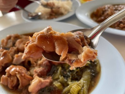 เมนูของร้าน ขาหมูจตุจักร PTT จตุจักร