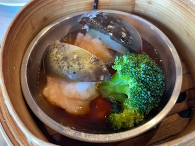 ไข่เยี่ยวม้าน้ำแดง