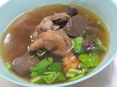 อาหาร หรือ เครื่องดื่ม