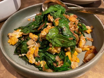 ใบเหลียงผัดไข่