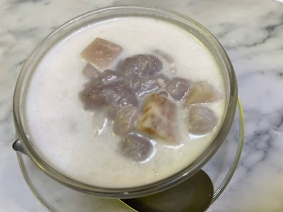 บัวลอยเผือก