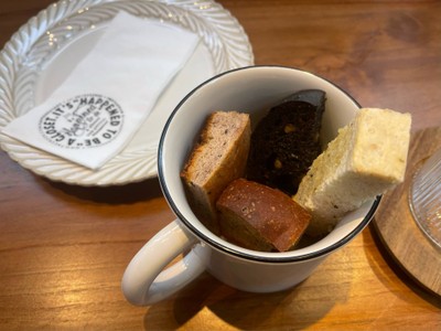 Bread and oil