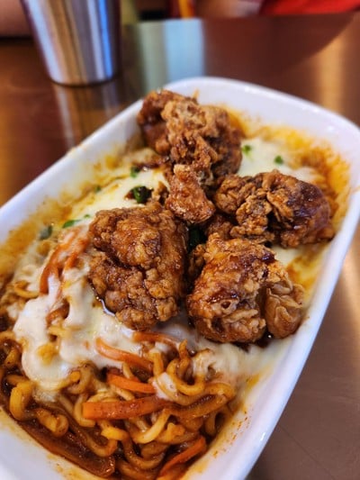 เมนูของร้าน Oppa Daek เดอะมอลล์ท่าพระ