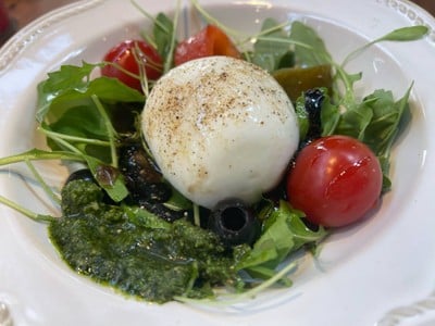 Buratta salad