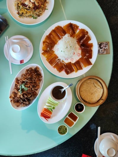 อาหาร หรือ เครื่องดื่ม