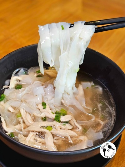 เฝอไก่