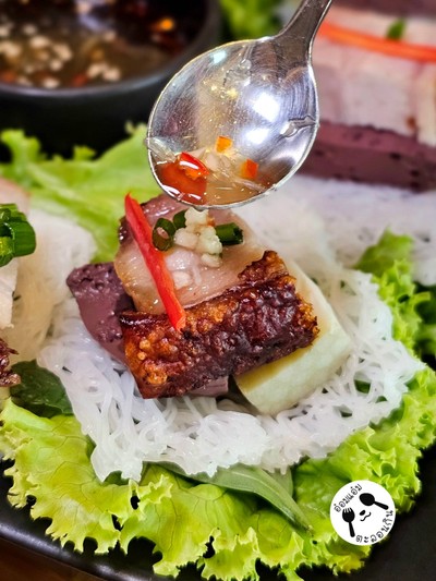 หมูย่างทรงเครื่อง
