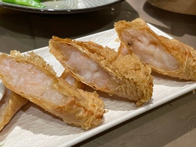 ฟองเต้าหู้สอดไส้กุ้งทอด