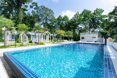 สระว่ายน้ำ/ชายหาด