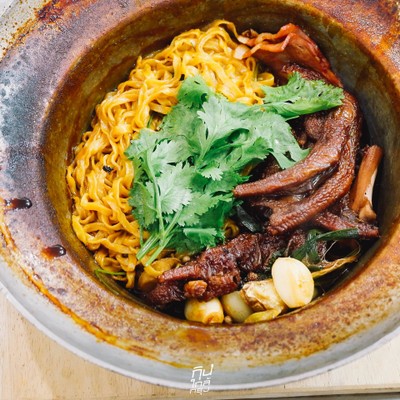 อบเจริญ ร้านลับสุดยอดความอร่อยสารพัดเมนูหม้ออบ ย่านบางพลัด