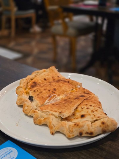 อาหาร หรือ เครื่องดื่ม