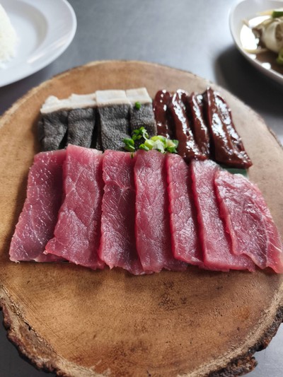 ซอยจุ๊ Rae beef with spicy and bitter sauce