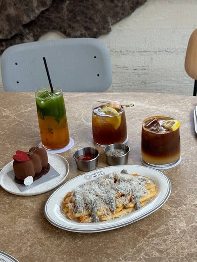 PATCHWORKS Fine Pastry & Dessert บางพลัด