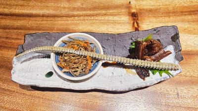 อาหาร หรือ เครื่องดื่ม