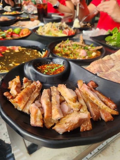 คอหมูย่าง 80฿