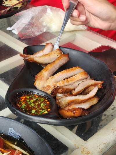 คอหมูย่าง 80฿