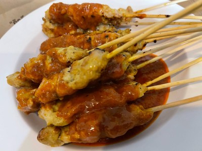 หมูสะเต๊ะ 15 ไม้