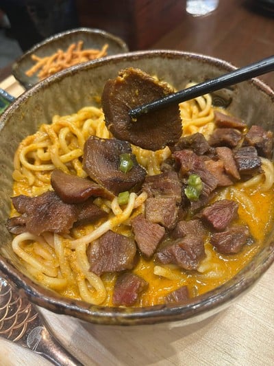 ข้าวซอยเส้นสดลิ้นวัว (s)