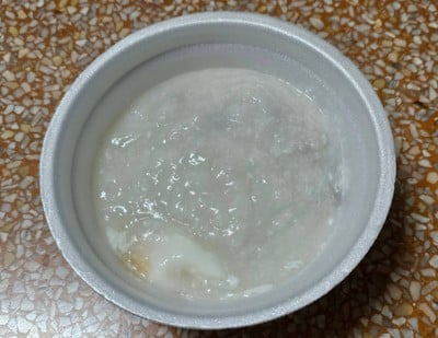 โจ๊กหมู เครื่องใน ไข่ลวก
