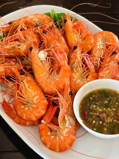 กุ้งแชบ๊วยอบเกลือ