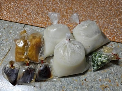โจ๊ก หมู ไข่ เครื่องใน โก๋