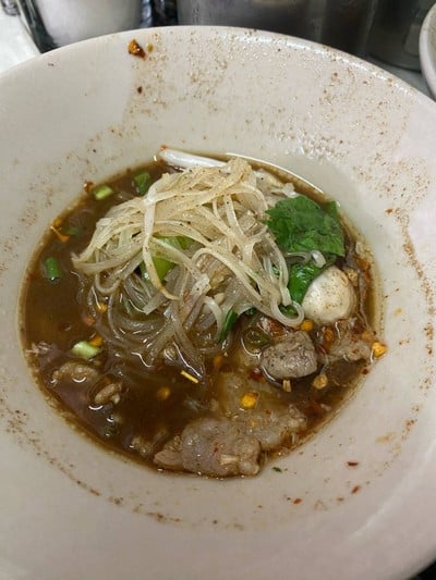 ก๋วยเตี๋ยวหมูน้ำตก (ธรรมดา)