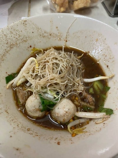 ก๋วยเตี๋ยวหมูน้ำตก (ธรรมดา)