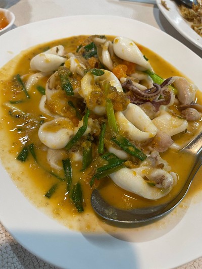 หมึกผัดไข่เค็ม