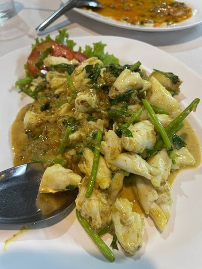 ปูผัดผงกะหรี่