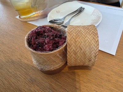 ข้าวเหนียวดำ