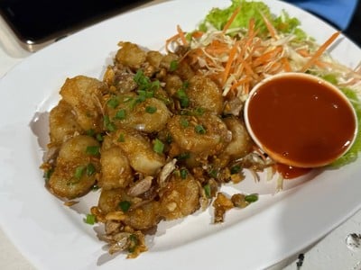 เอ็นหอยทอดกระเทียม