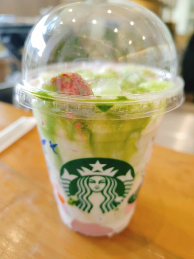 Iced Strawberry Mochi Blossom Pure Matcha Latte