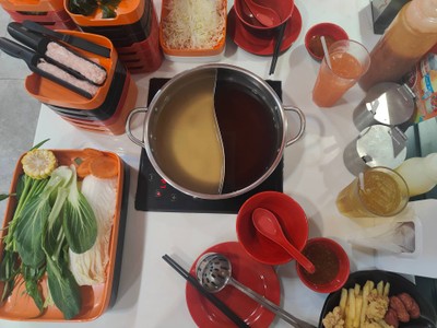 อาหาร หรือ เครื่องดื่ม