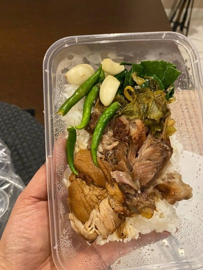 ข้าวขาหมูสามรส