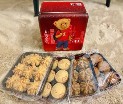 🍪 4 Mix Butter Cookies. (Price 100 HKD.)