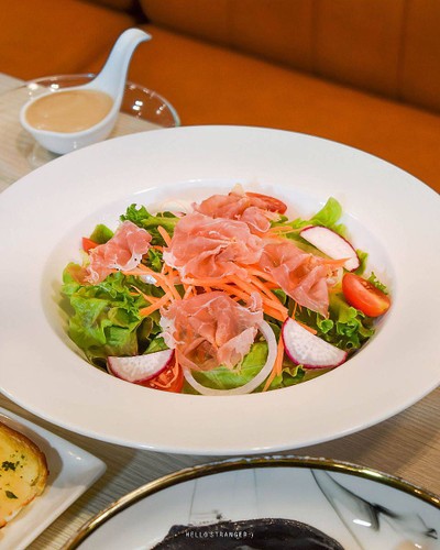 เชฟถนอม ประชาชื่น ร้านอาหารอิตาเลียนระดับตำนานถูกปากคนไทย