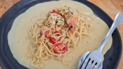 อาหาร หรือ เครื่องดื่ม