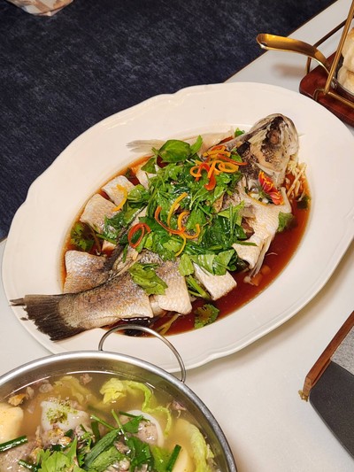 อาหาร หรือ เครื่องดื่ม