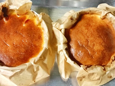 วิธีทำ Basque cheesecake / basque burnt cheesecake / ชีสเค้ก / เค้กหน้าไหม้ วิธีทำ Basque cheesecake / basque burnt cheesecake / ชีสเค้ก / เค้กหน้าไหม้