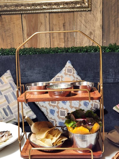 อาหาร หรือ เครื่องดื่ม