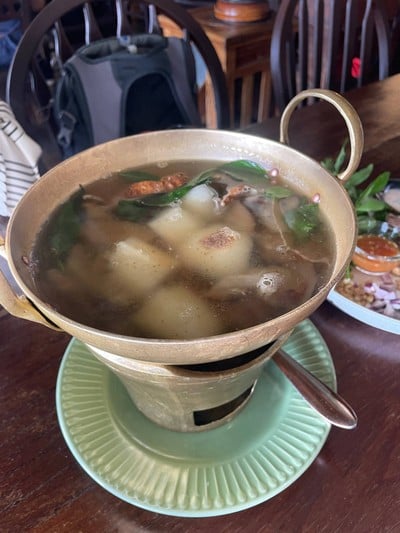 เมนูของร้าน Naam 1608 Naam 1608